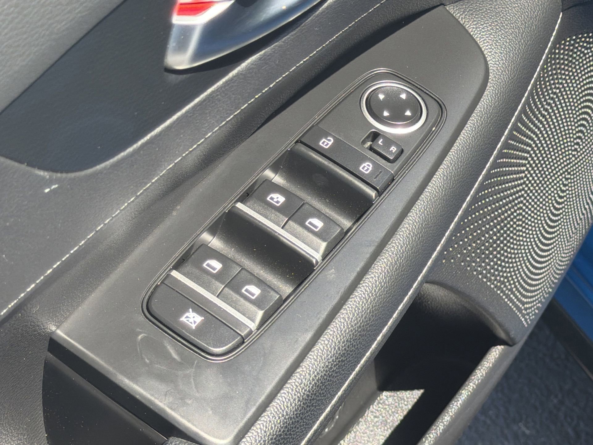 Used 2023 Kia Forte GT-Line FWD image 17