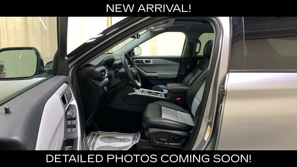 Certified 2023 Ford Explorer XLT w/ Equipment Group 202A image 32