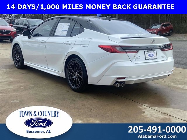 Used 2025 Toyota Camry XSE image 3