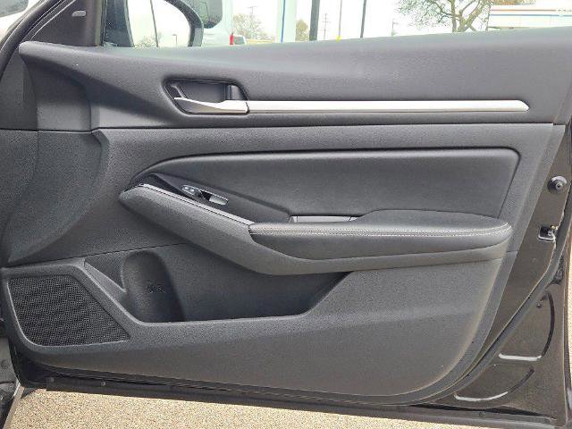Used 2023 Nissan Altima 2.5 SV image 11