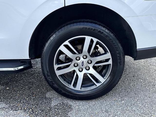 Certified 2023 Ford Expedition Limited AWD/4WD image 4