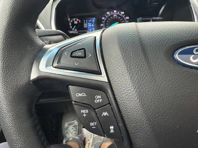 Certified 2020 Ford Edge Titanium w/ Equipment Group 301A image 2