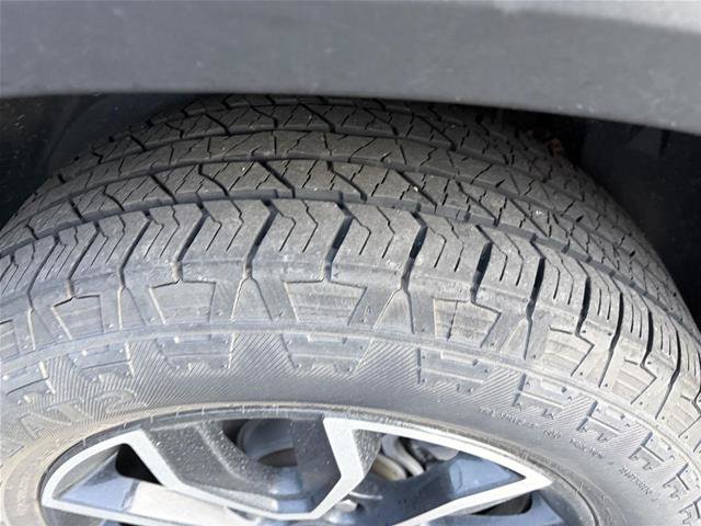 Used 2023 Chevrolet TrailBlazer ACTIV w/ Convenience Package AWD/4WD image 7