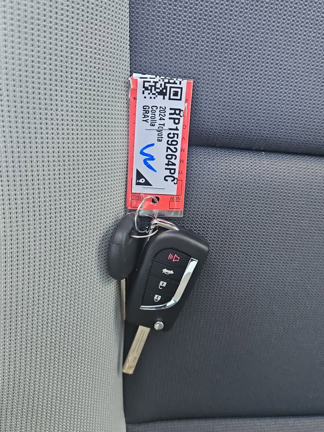 Used 2024 Toyota Corolla LE FWD image 20