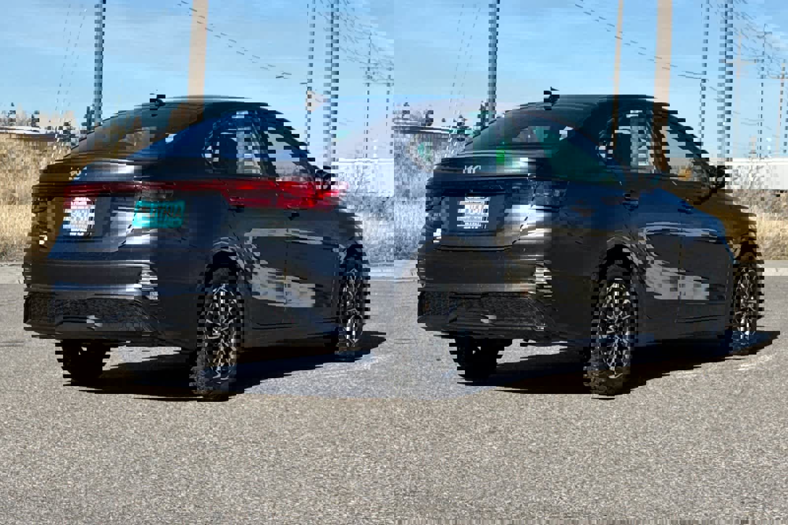 Used 2023 Kia Forte LXS w/ LXS Technology Package image 5