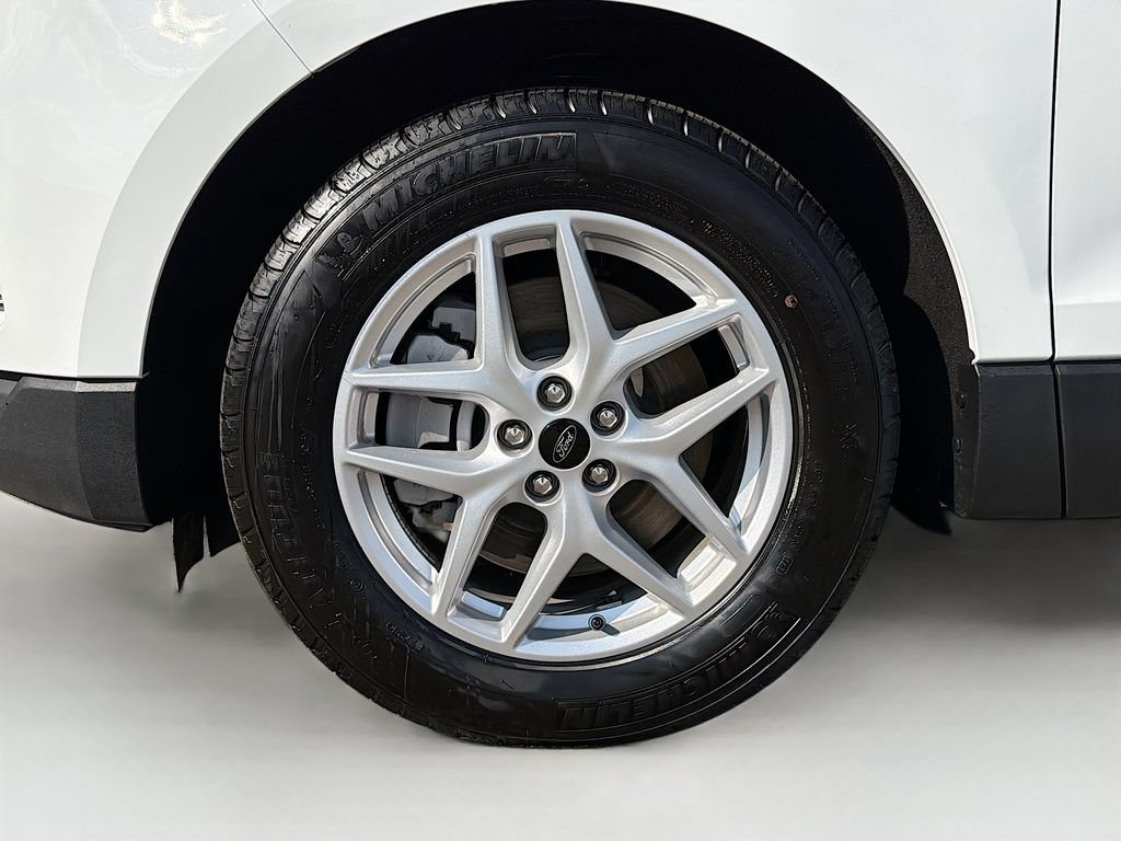 Certified 2023 Ford Edge SEL w/ Convenience Package AWD/4WD image 32