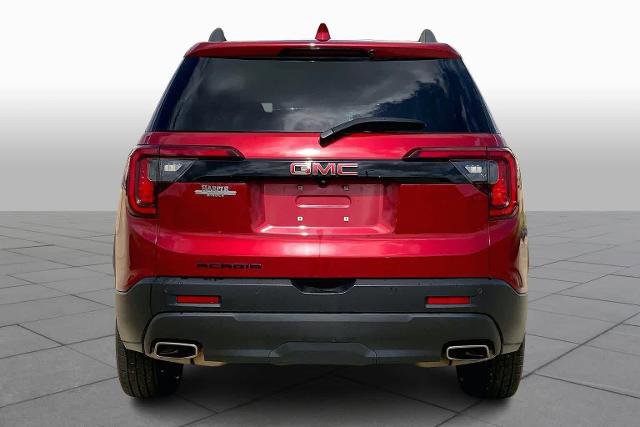 Used 2023 GMC Acadia SLT w/ Elevation Edition image 3