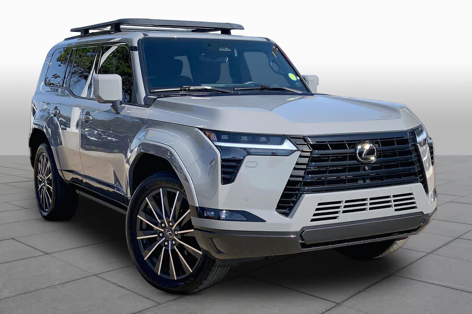 Used 2024 Lexus GX 550 AWD/4WD image 3