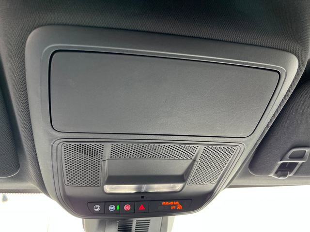 Used 2025 GMC Terrain Elevation w/ Black Edition AWD/4WD image 34