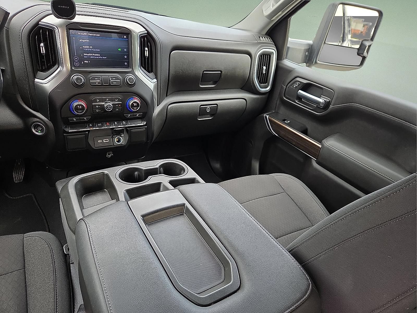 Used 2021 Chevrolet Silverado 1500 LT w/ Z71 Off-Road Package AWD/4WD image 12