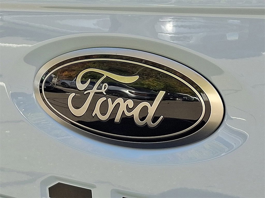 Certified 2023 Ford F150 Lariat w/ Equipment Group 502A High image 30