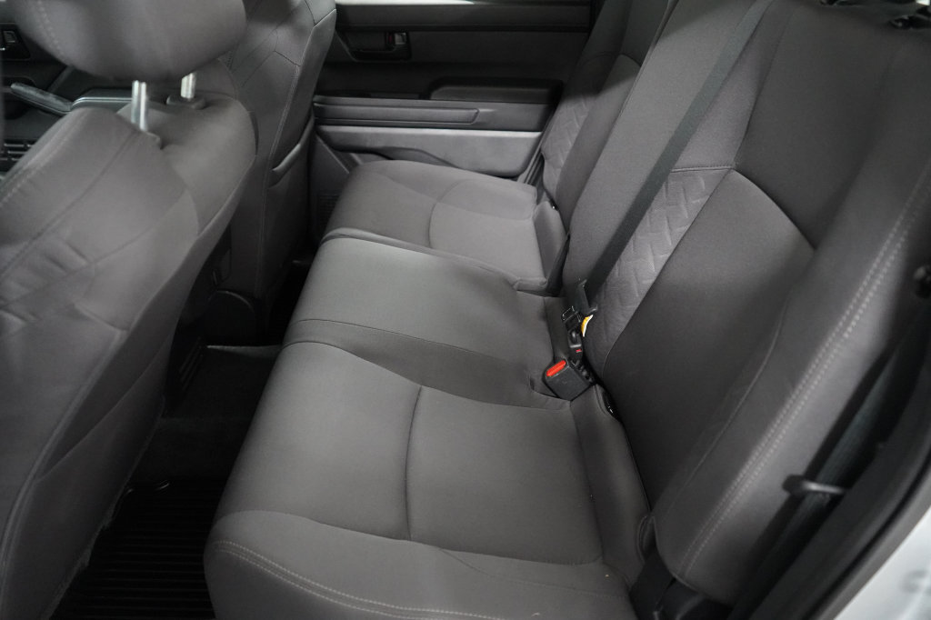Used 2025 Toyota Tacoma SR5 AWD/4WD image 22