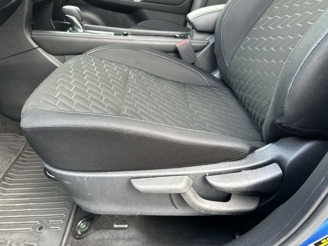 Used 2023 Nissan Kicks SV FWD image 13
