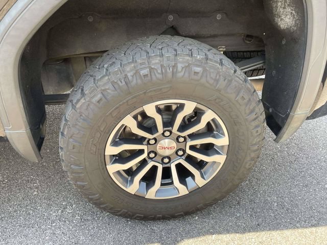 Used 2020 GMC Sierra 1500 AT4 w/ AT4 Premium Package AWD/4WD image 27