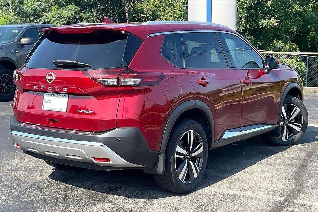 Used 2023 Nissan Rogue Platinum FWD image 13