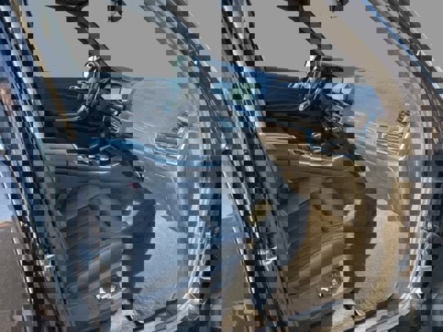 Used 2019 BMW X5 xDrive40i w/ Luxury Seating Package image 11