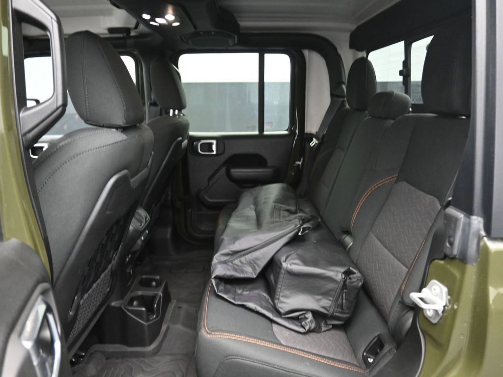 Used 2022 Jeep Gladiator Mojave w/ Cold Weather Group image 11