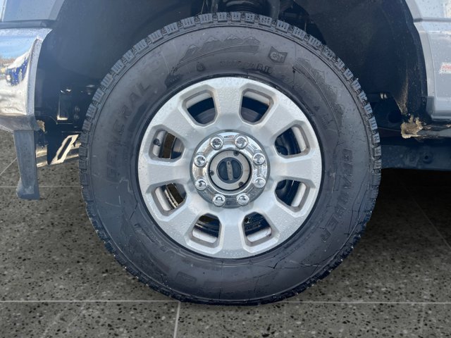 Certified 2023 Ford F250 XLT w/ Snow Plow Prep Package image 10