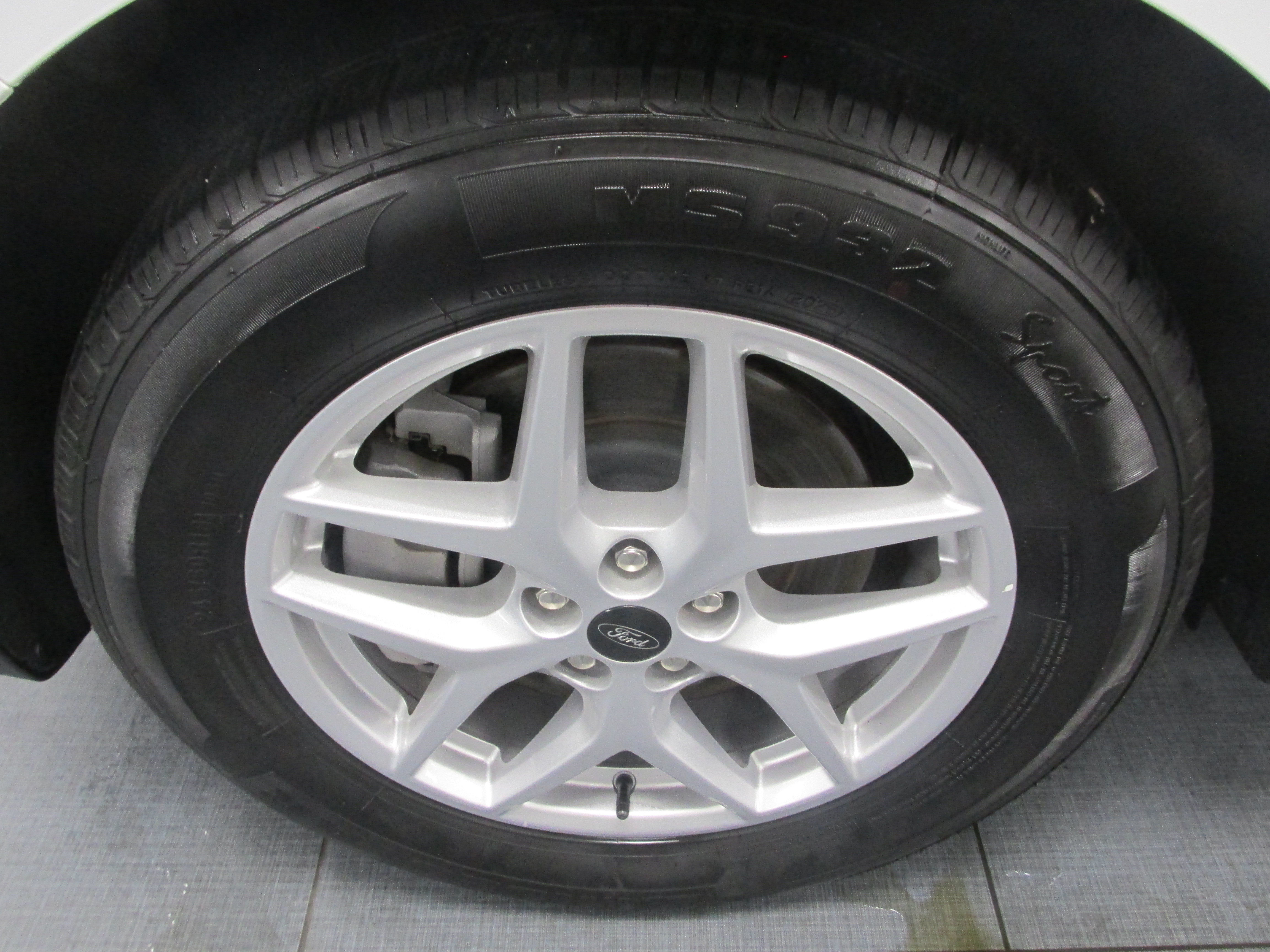 Certified 2024 Ford Edge SEL AWD/4WD image 14