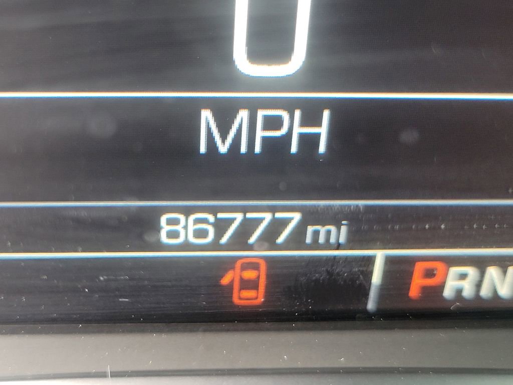 Used 2019 Chevrolet Traverse LT w/ LPO, Floor Liner Package AWD/4WD image 28