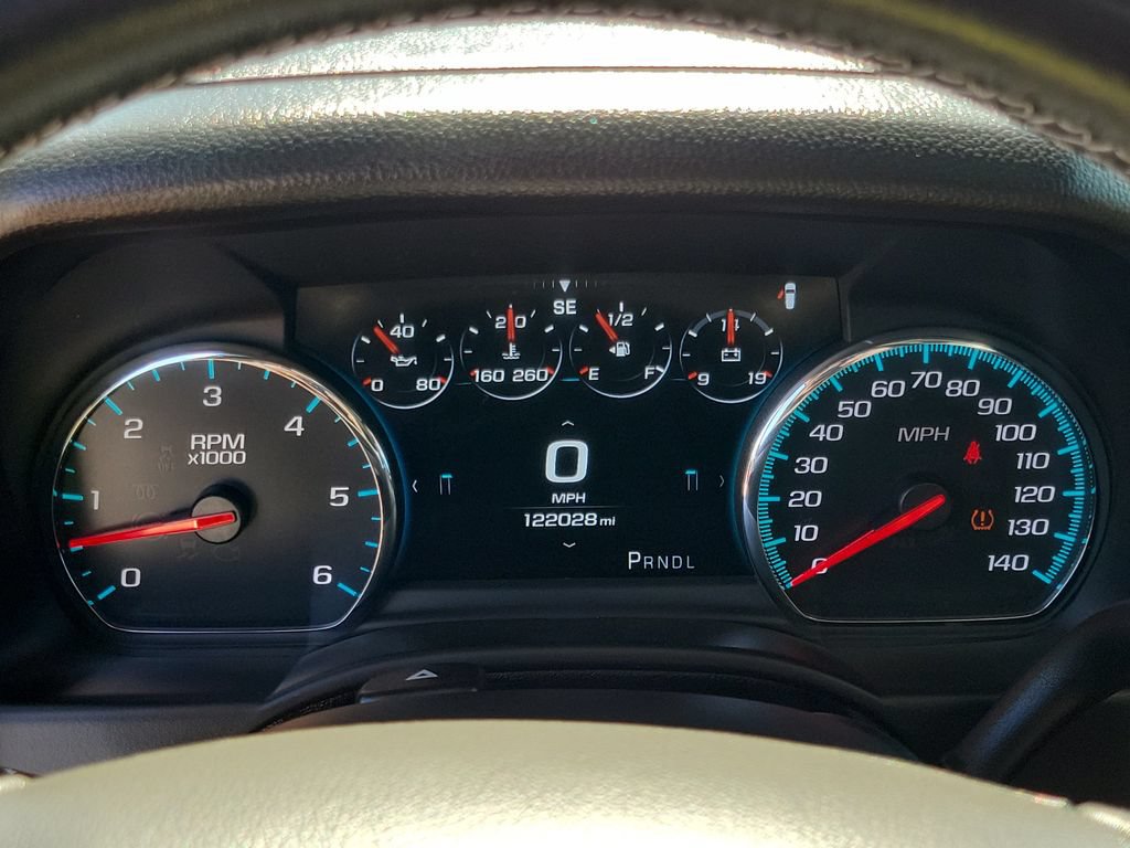 Used 2020 Chevrolet Suburban Premier w/ Premier Plus Edition AWD/4WD image 28