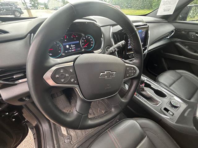 Used 2023 Chevrolet Traverse RS w/ LPO, Floor Liner Package AWD/4WD image 13