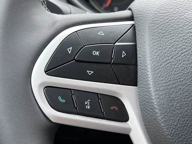 Used 2022 Jeep Cherokee Latitude w/ Sun & Sound Group AWD/4WD image 20