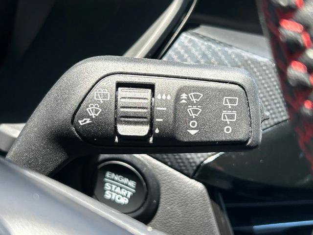 Certified 2025 Ford Escape ST-Line Select AWD/4WD image 28