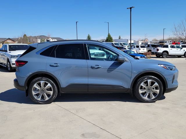 Certified 2024 Ford Escape Platinum w/ Premium Technology Package image 4