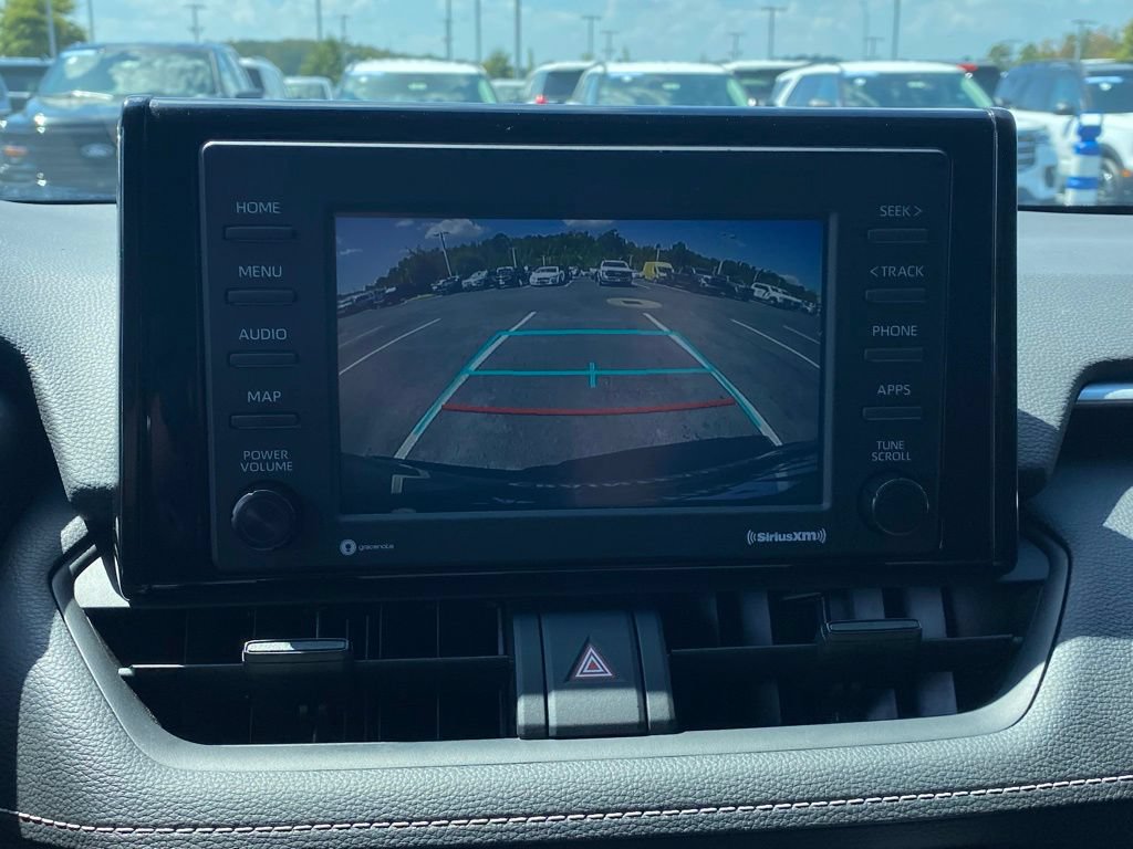 Used 2020 Toyota RAV4 XLE FWD image 16
