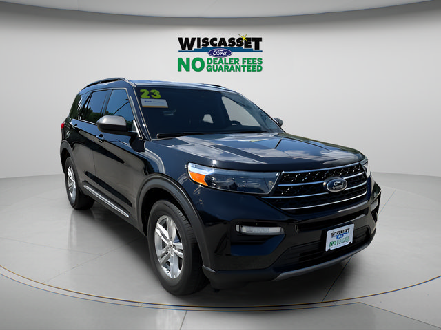 Certified 2023 Ford Explorer XLT w/ Equipment Group 202A AWD/4WD image 25