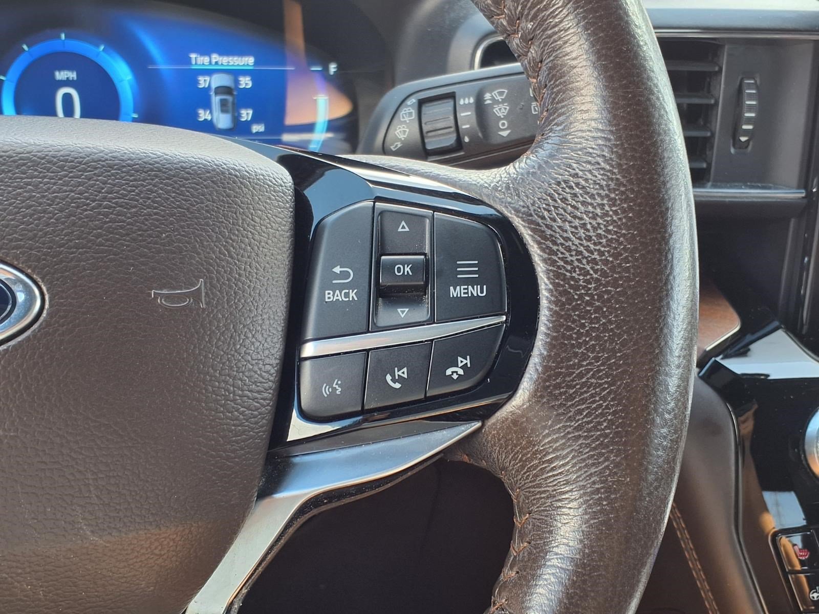 Certified 2022 Ford Explorer King Ranch AWD/4WD image 24