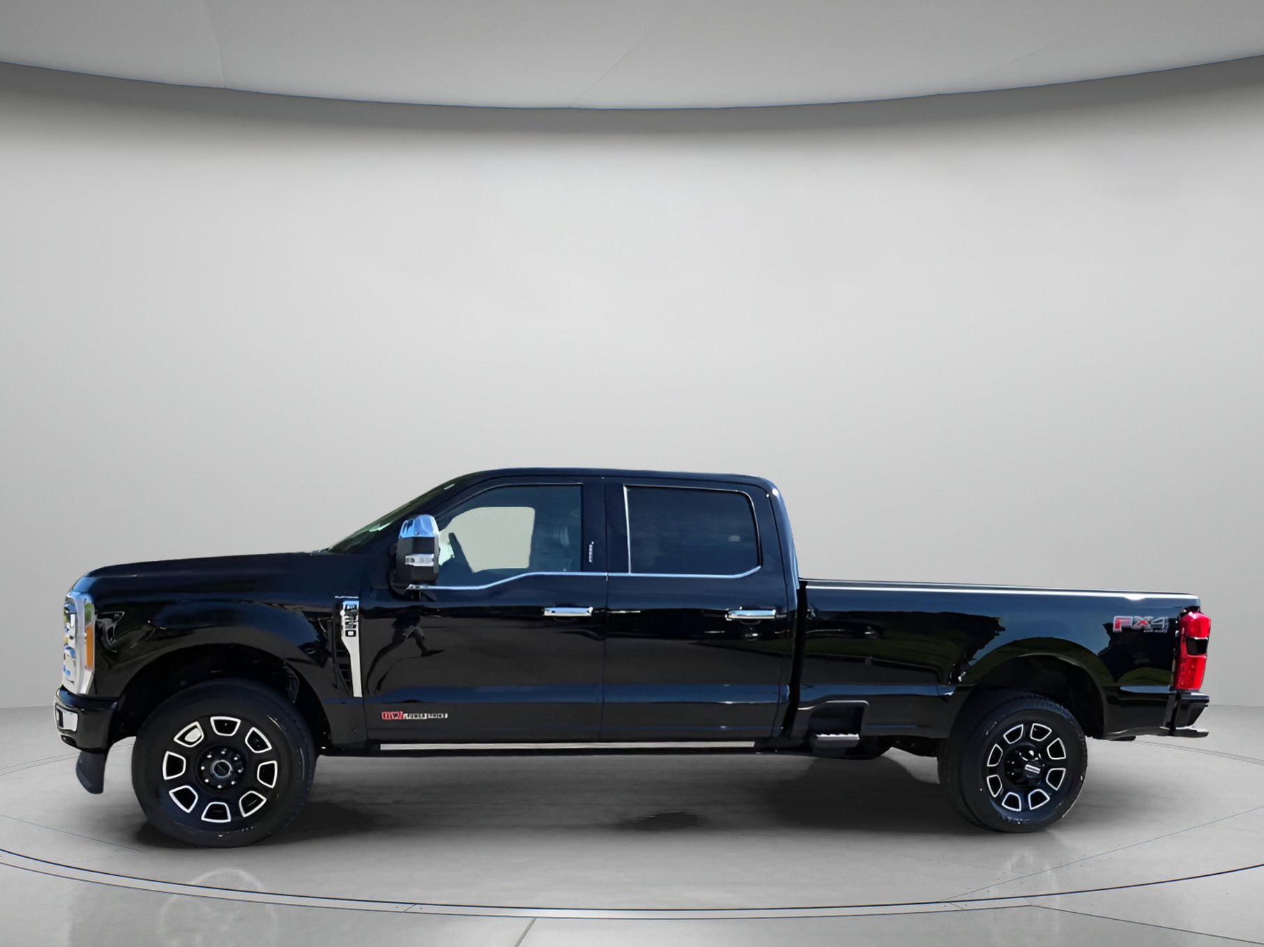 Certified 2023 Ford F350 Platinum image 15