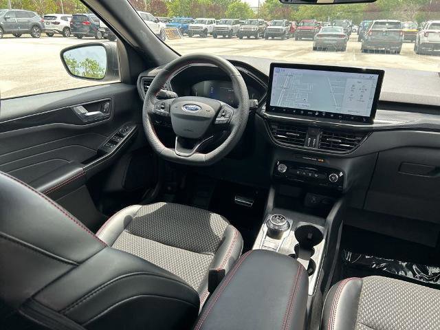 Certified 2023 Ford Escape ST-Line w/ Tech Pack #1 image 9
