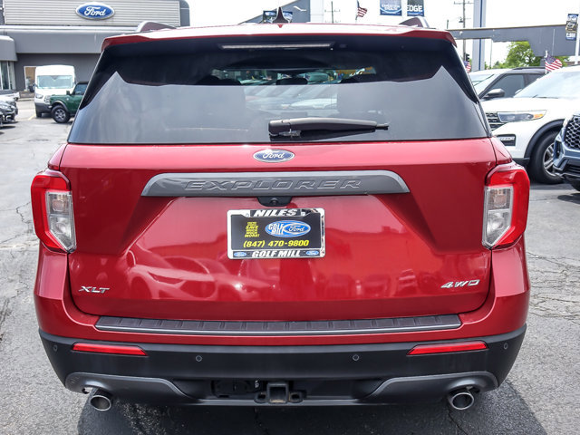Certified 2023 Ford Explorer XLT w/ Equipment Group 202A AWD/4WD image 6