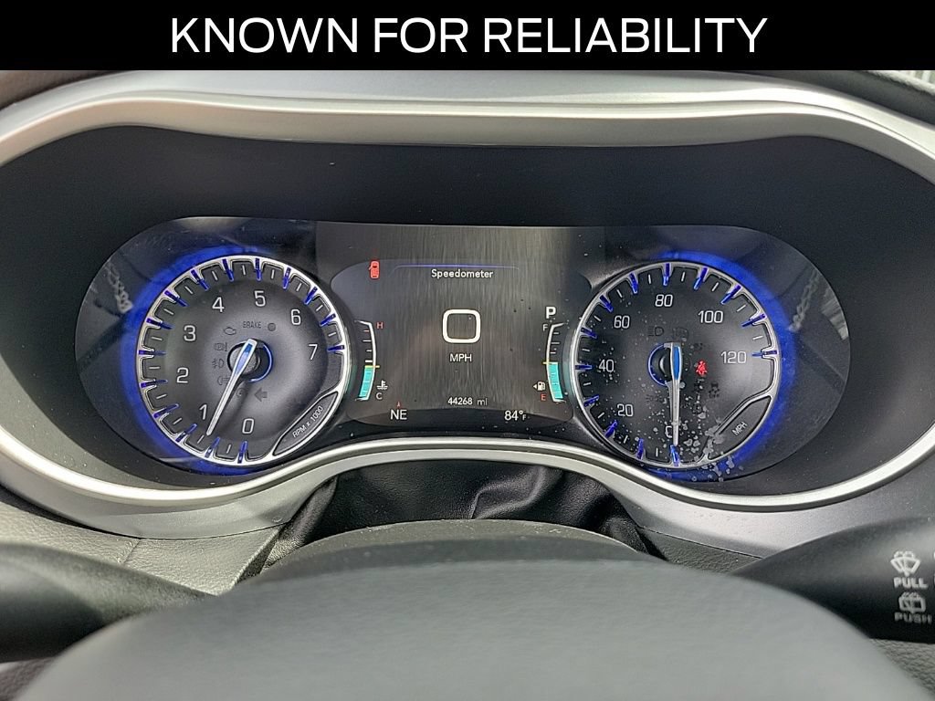 Used 2022 Chrysler Pacifica Touring-L w/ S Appearance Package FWD image 25