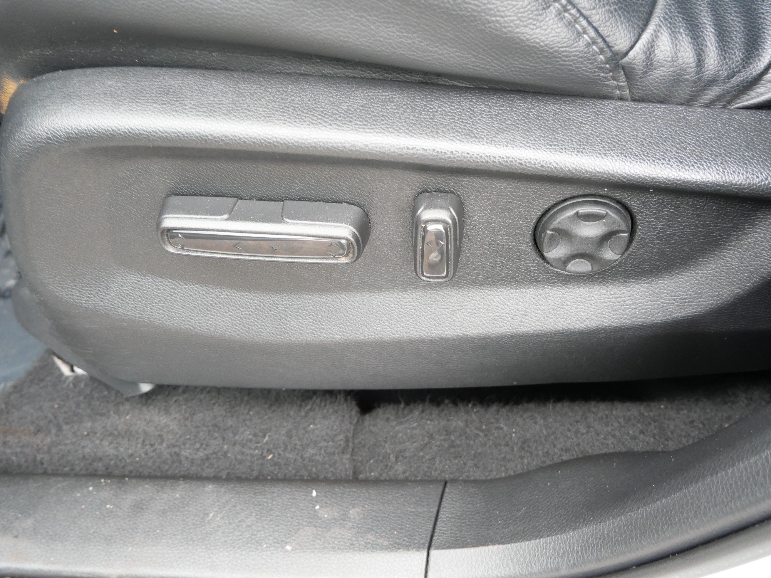 Used 2018 Honda CR-V EX-L image 19