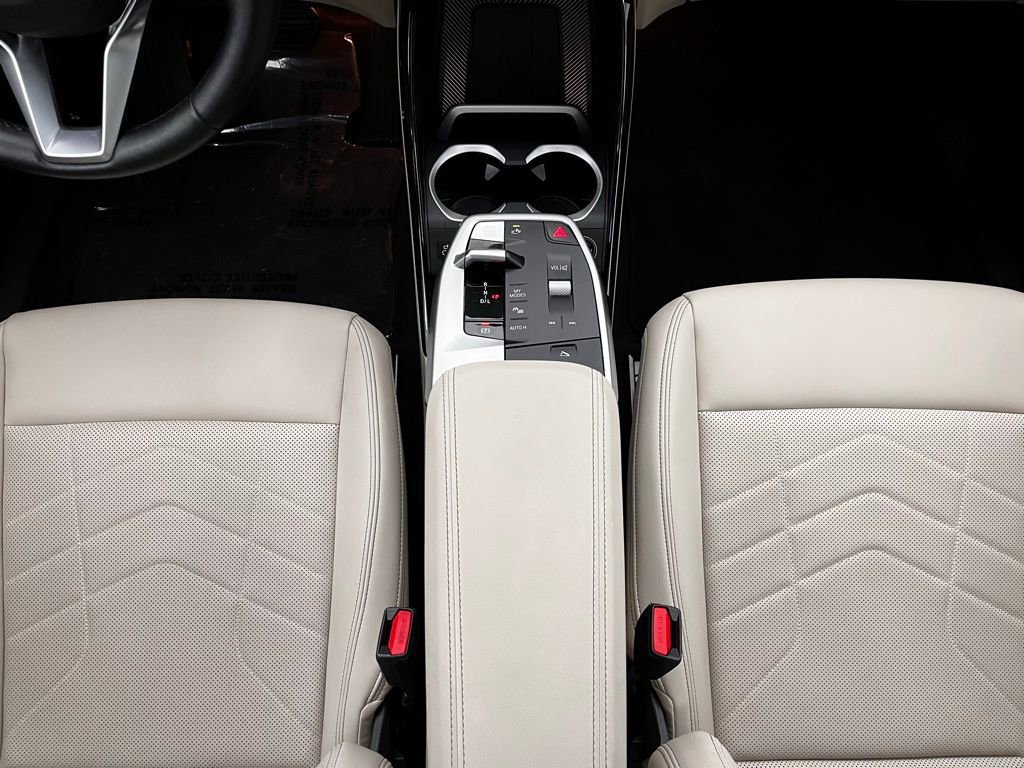 Used 2025 BMW X1 xDrive28i w/ Technology Package image 25