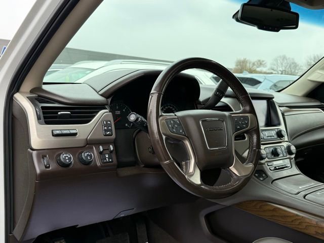 Used 2019 GMC Yukon XL Denali w/ Denali Ultimate Package image 17