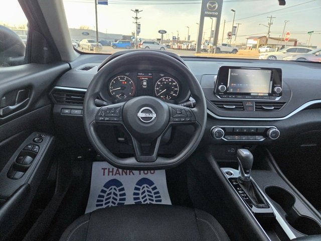 Used 2024 Nissan Altima 2.5 S image 13