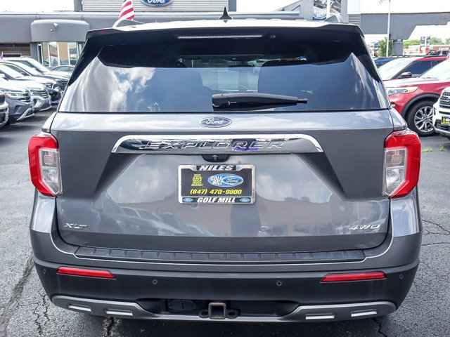 Certified 2023 Ford Explorer XLT w/ Equipment Group 202A AWD/4WD image 8