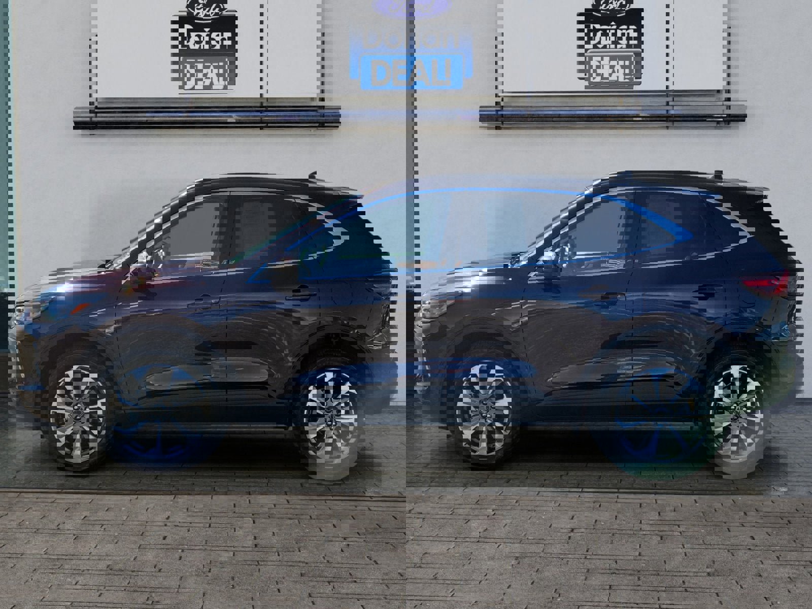 Certified 2023 Ford Escape Platinum video 2