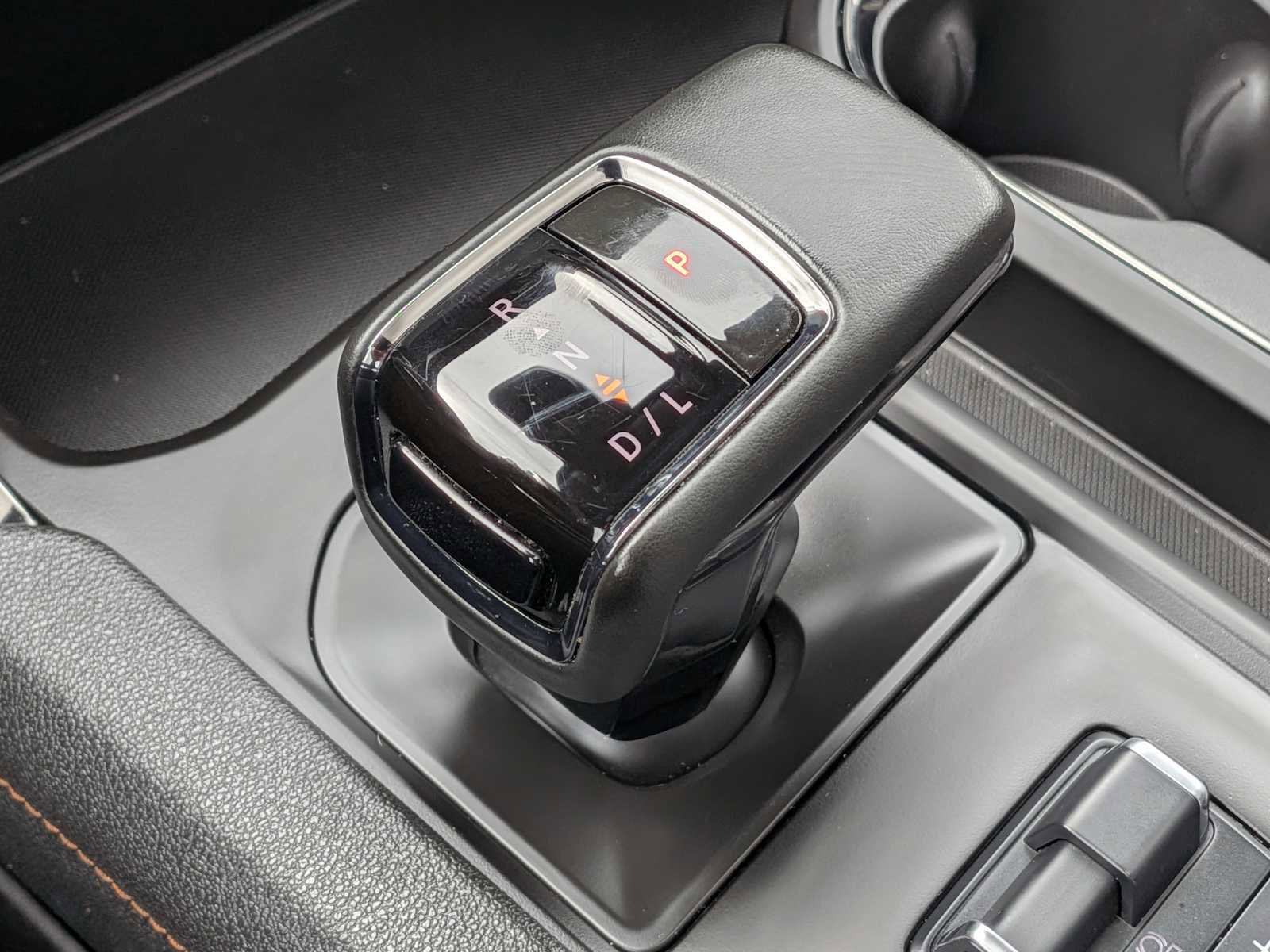 Used 2024 GMC Sierra 1500 AT4 w/ Technology Package image 33