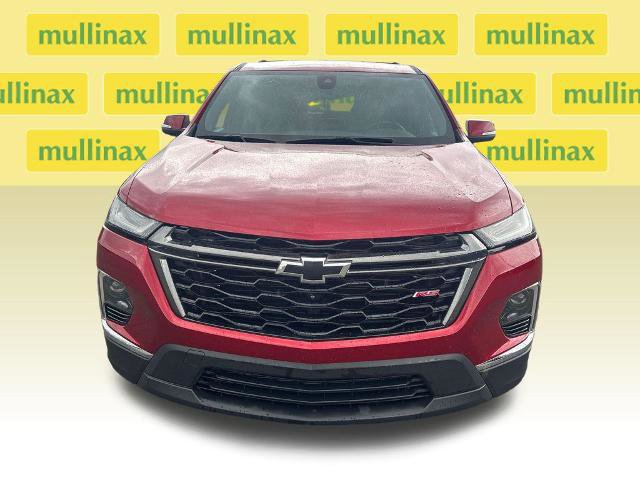 Used 2023 Chevrolet Traverse RS FWD image 16