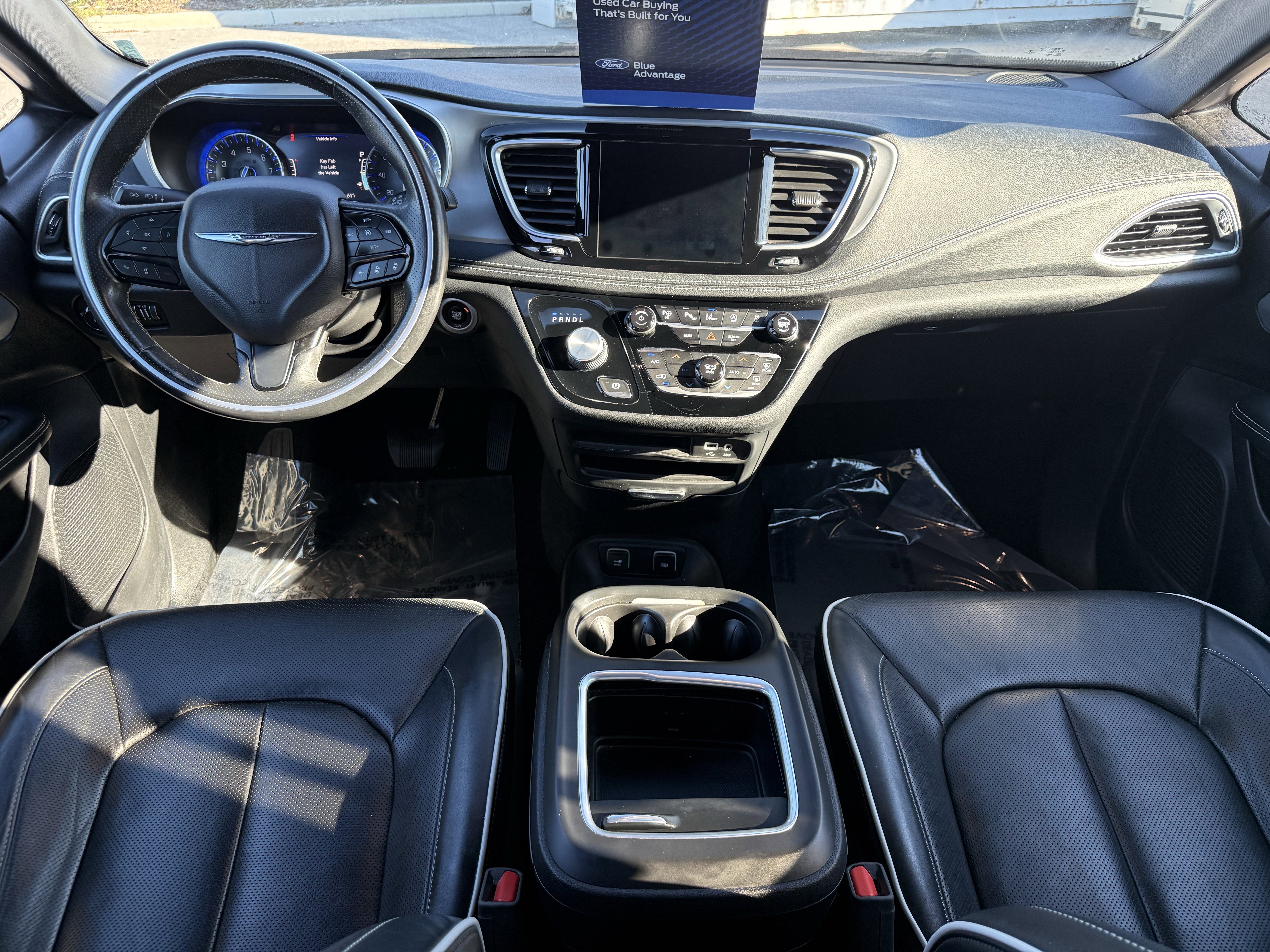 Used 2020 Chrysler Pacifica Limited w/ Advanced Safetytec Group image 17