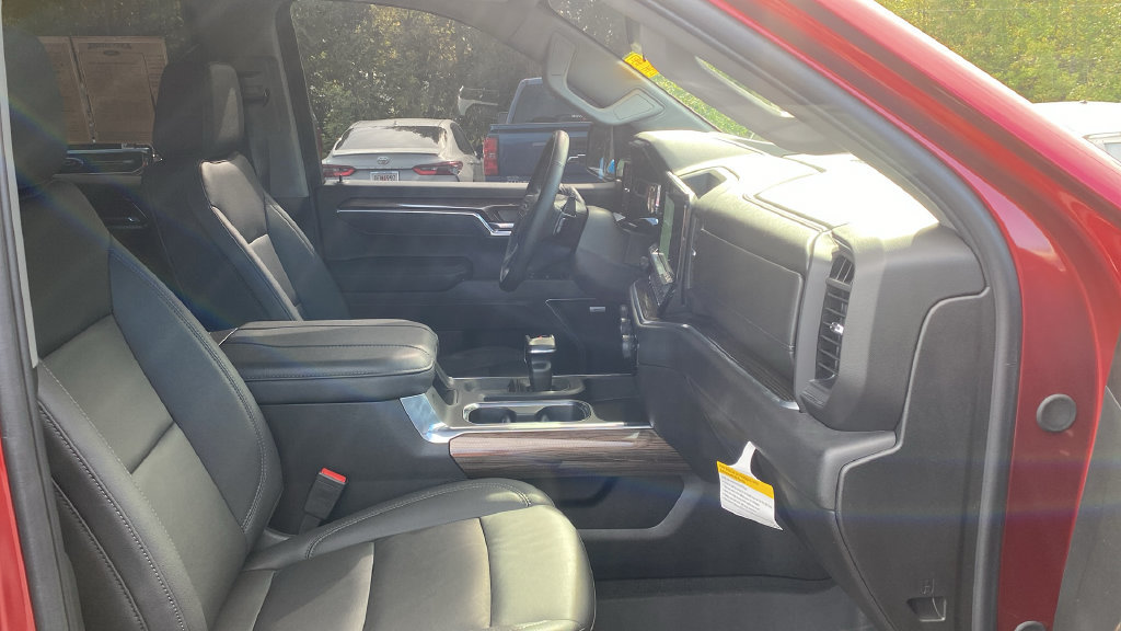 Used 2025 Chevrolet Silverado 1500 RST w/ RST All Star Premium Package AWD/4WD image 12