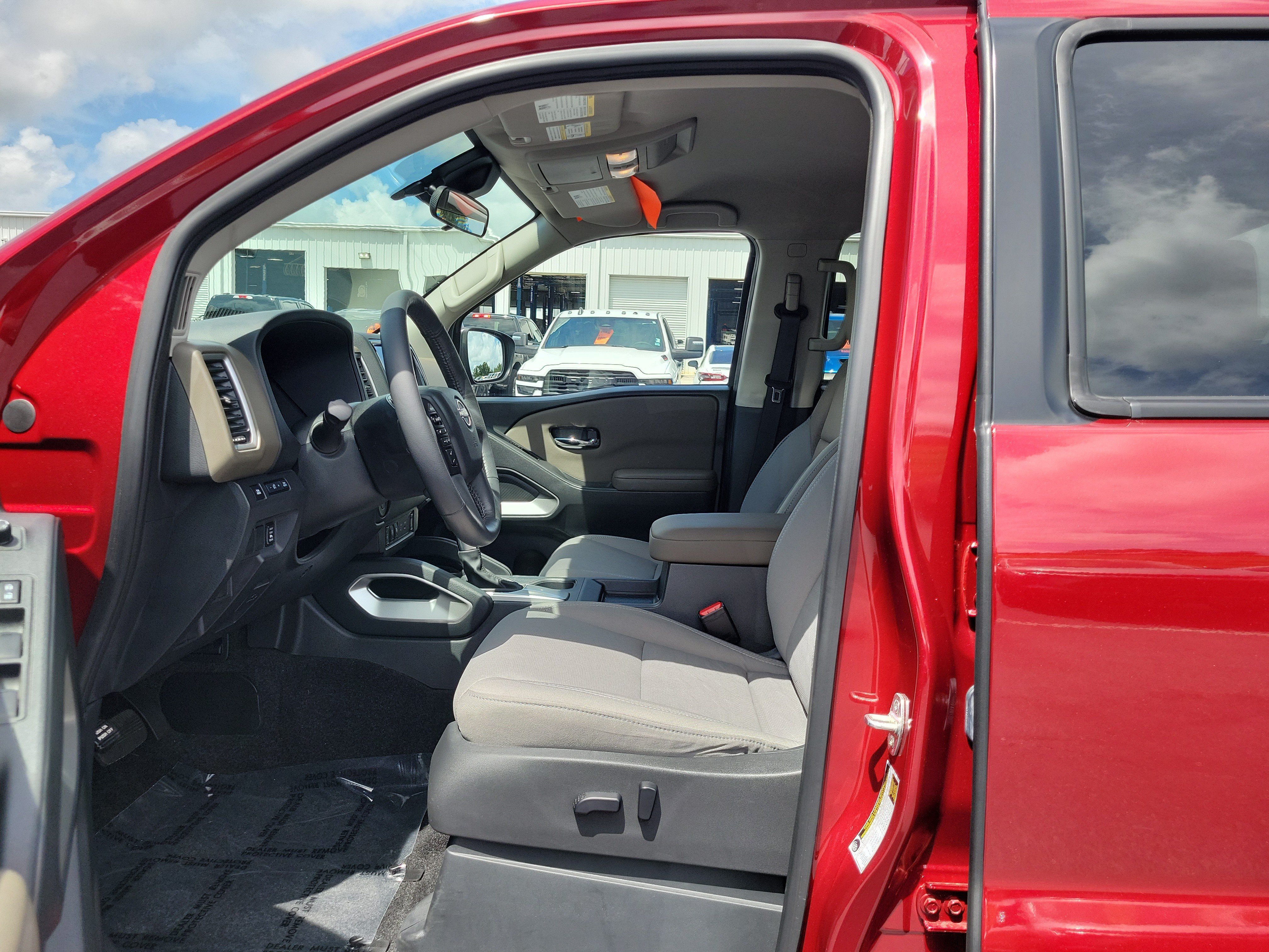 Used 2022 Nissan Frontier SV RWD image 20