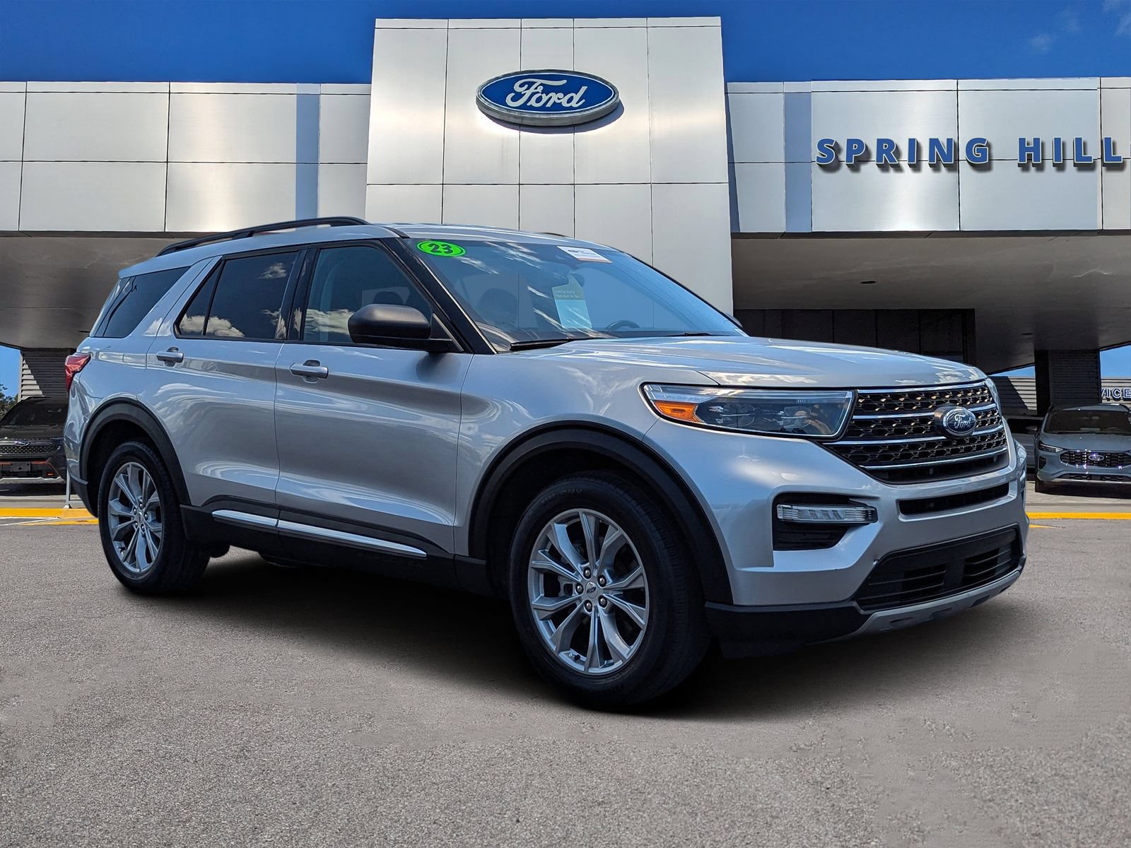 Certified 2023 Ford Explorer XLT w/ Equipment Group 202A RWD image 1