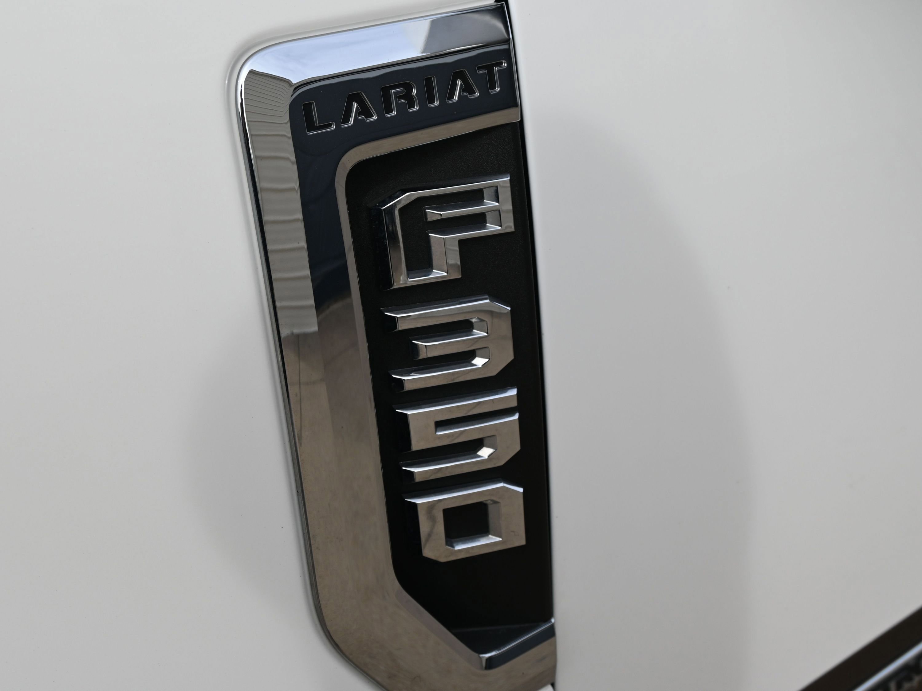 Certified 2022 Ford F350 Lariat w/ Lariat Ultimate Package image 11