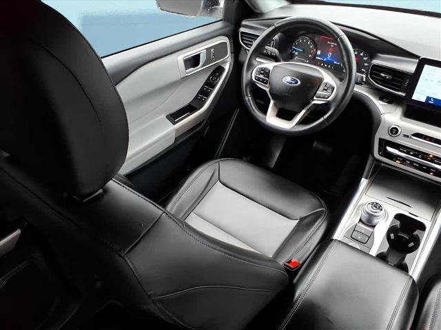 Certified 2023 Ford Explorer XLT w/ Equipment Group 202A image 14